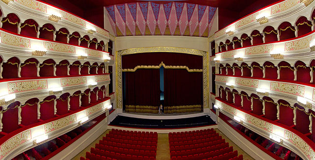 Театр оперетты астрахань